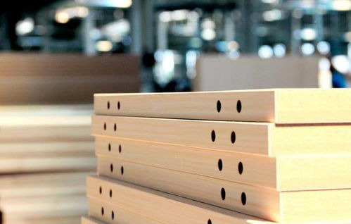 全屋定制為何青睞實(shí)木多層板？五大核心優(yōu)勢揭秘